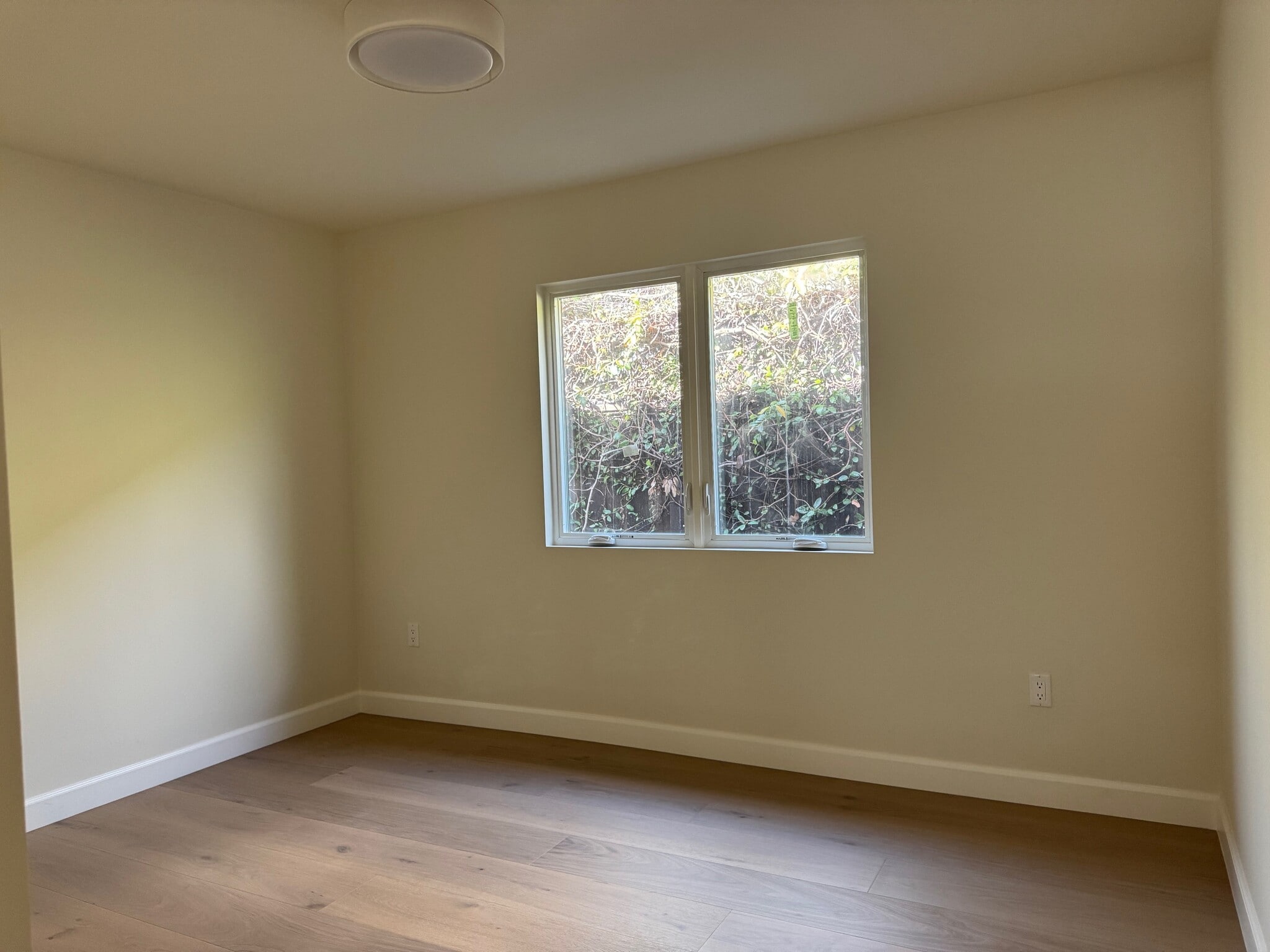 Building Photo - 2525 Idaho Ave