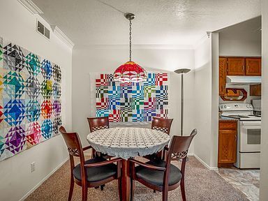 Building Photo - 505 Oppenheimer Dr