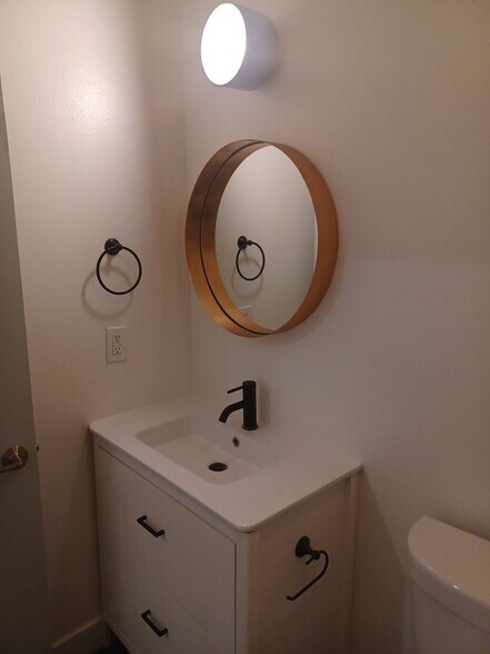 Building Photo - Individual Bungalows: All 1 bedroom/ 1 bat...