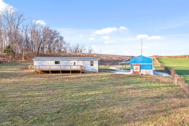 Building Photo - Pet Friendly Three Bedroom on Five Acres!