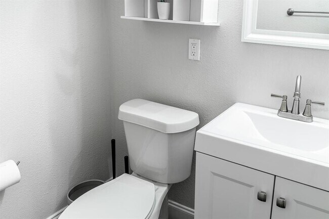 Building Photo - 4327 17th Ave S