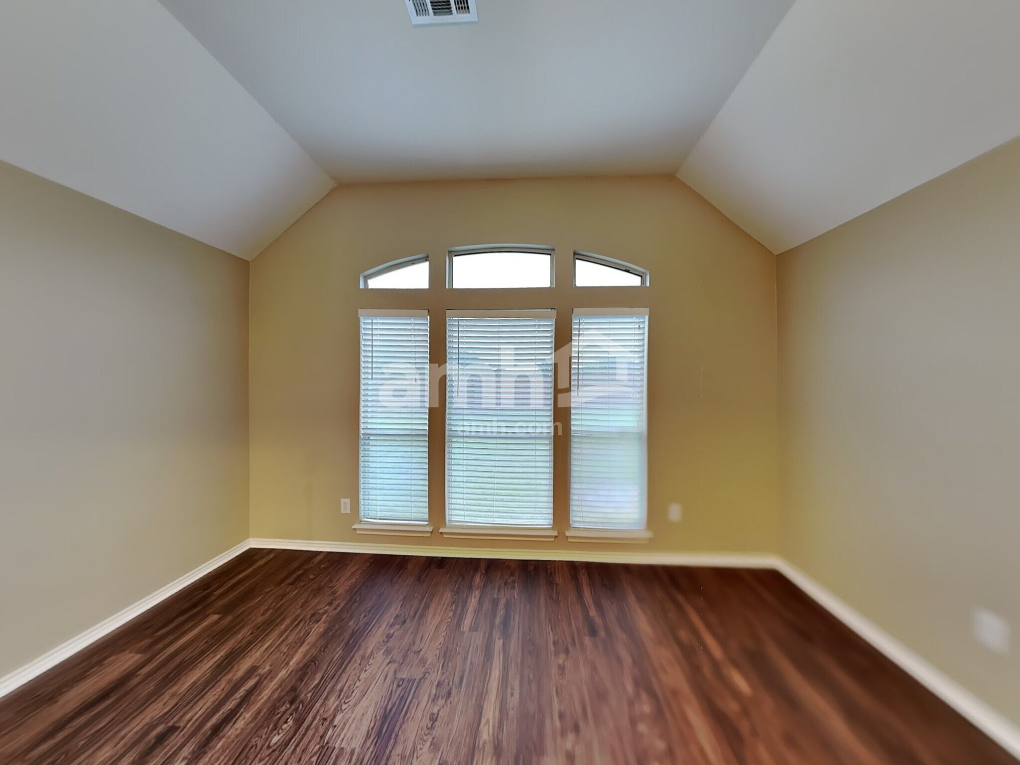 Building Photo - 1451 Sand Lake Ln