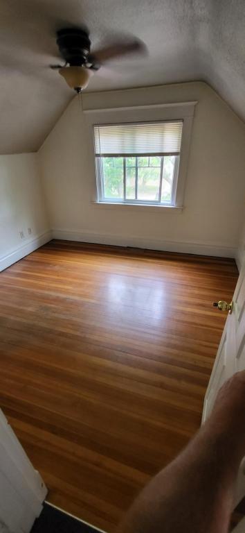 Building Photo - 812 6th Ave S