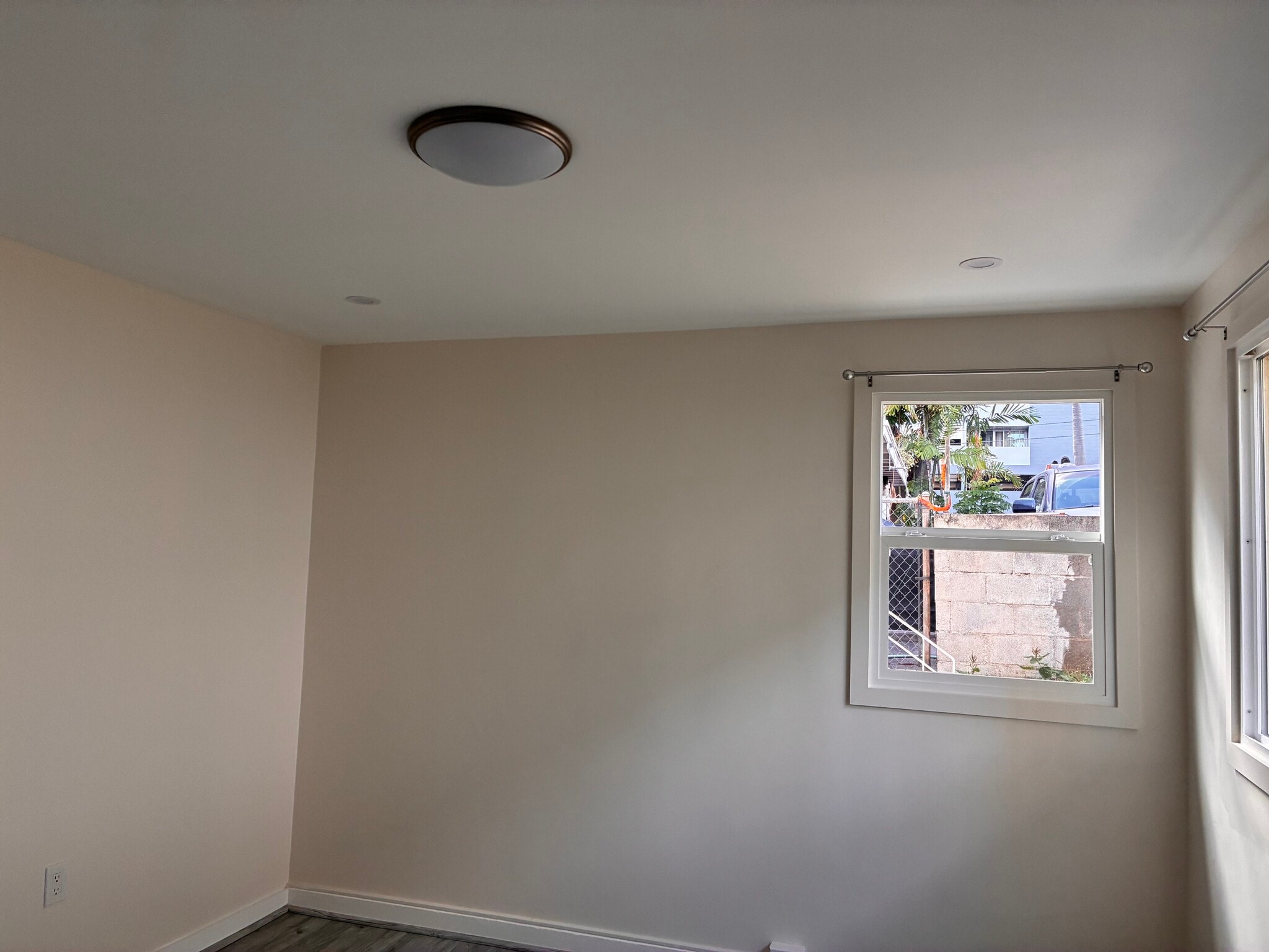 Building Photo - 914 Kinau St