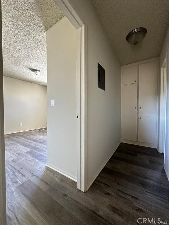 Building Photo - 908 Marguerita Ave