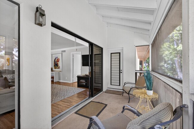 Building Photo - 605 Brackenwood Cove