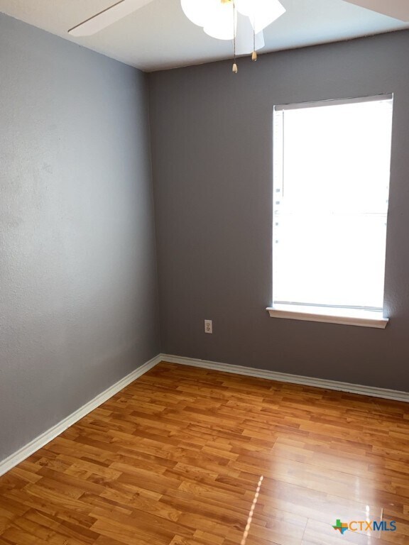 Building Photo - 3404 Barcelona Dr