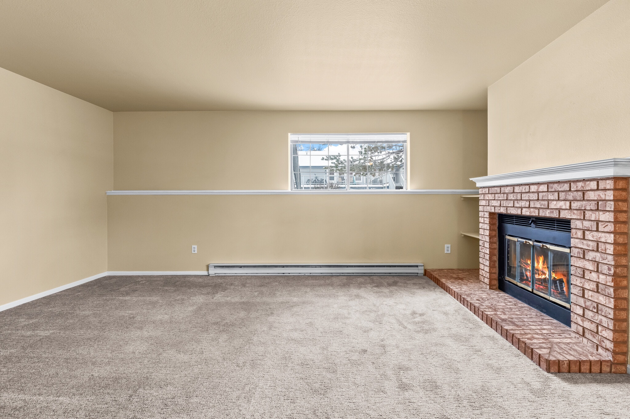 Living room - 1601 W Swallow Rd