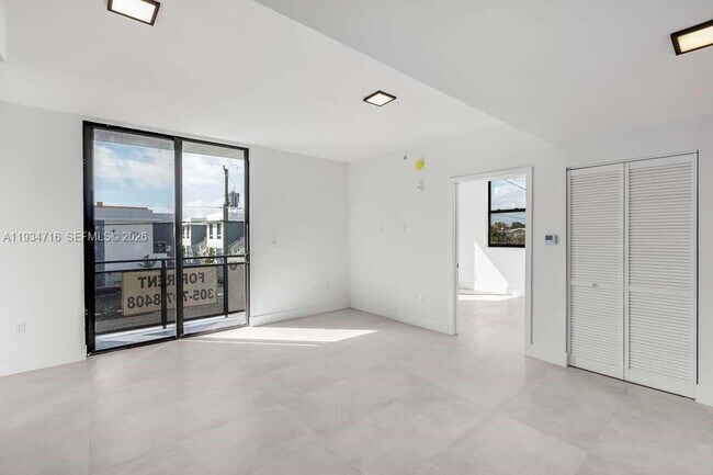 Building Photo - 1547 NW 2nd St