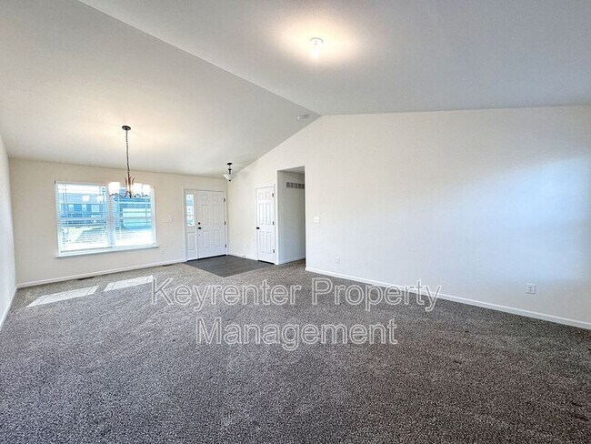 Building Photo - 350 Hammerstone Dr