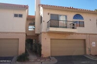 Building Photo - 4614 N Stanton St