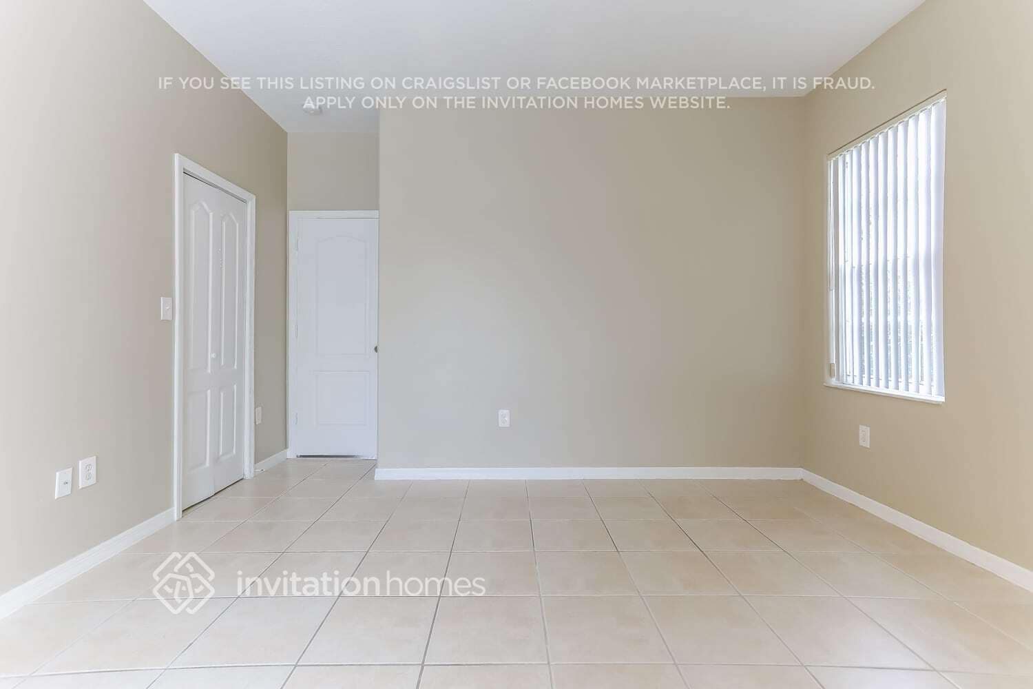 Building Photo - 16960 SW 141st Ave