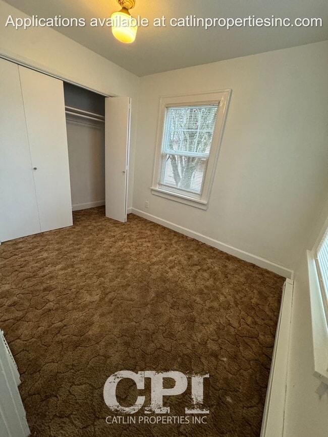 Building Photo - 1529 20th Ave