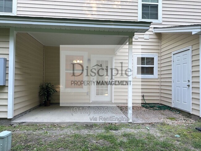 Building Photo - 273 Vining Way