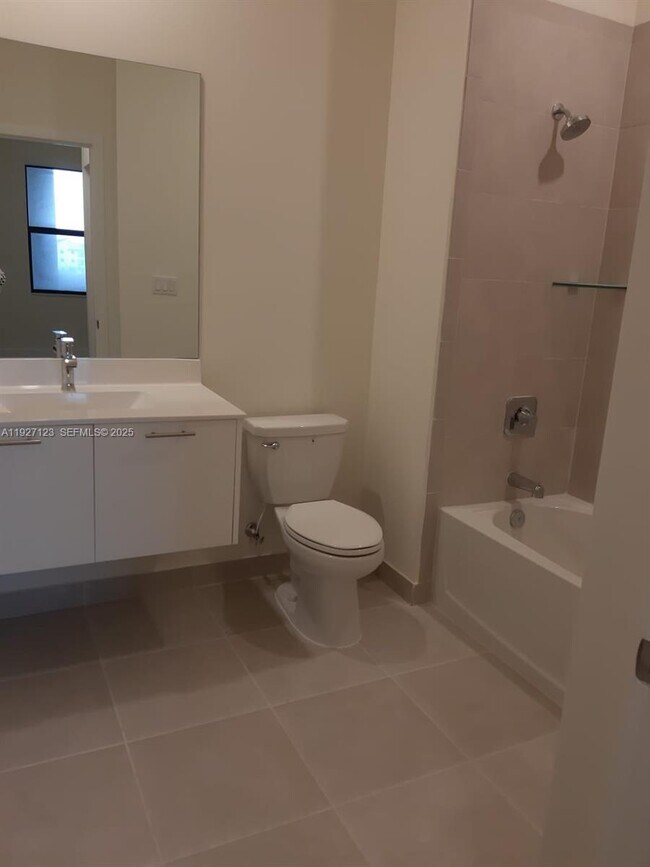 Building Photo - 8195 NW 104th Ave