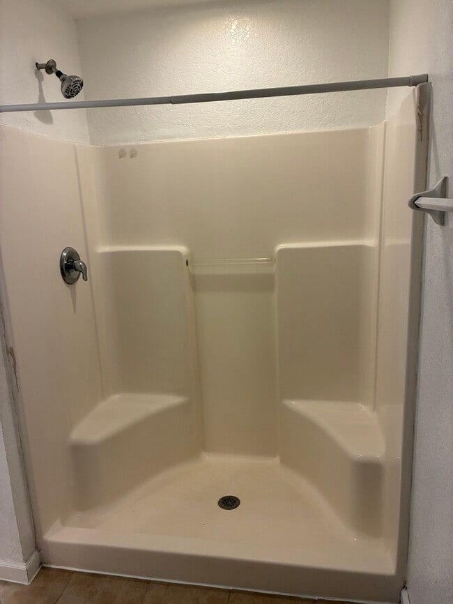 Building Photo - Beautiful 3/2 Duplex in Bay St. Louis MS