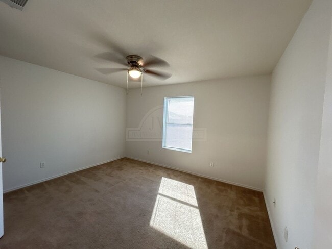 Building Photo - 3908 Fieldcrest Dr