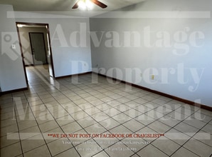 Building Photo - Charming 2 Bed, 1 Bath Duplex located in the heart of Conway, AR