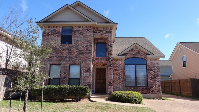 Primary Photo - 1707 Boardwalk Ct
