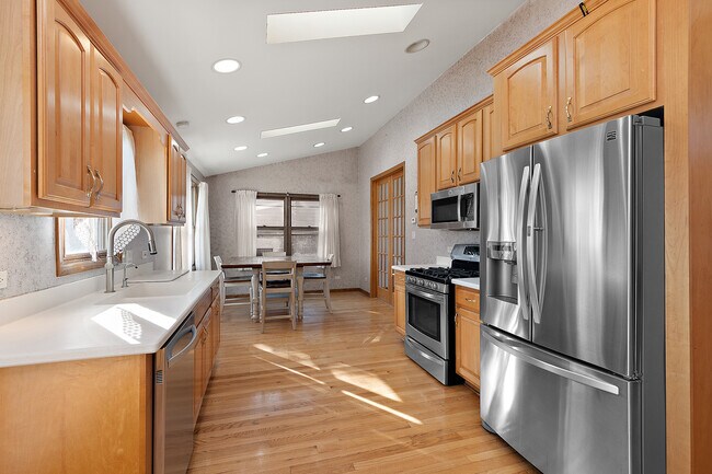 Building Photo - 17709 Peacock Ln