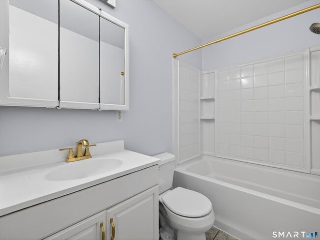 Building Photo - 87 McVeagh Rd