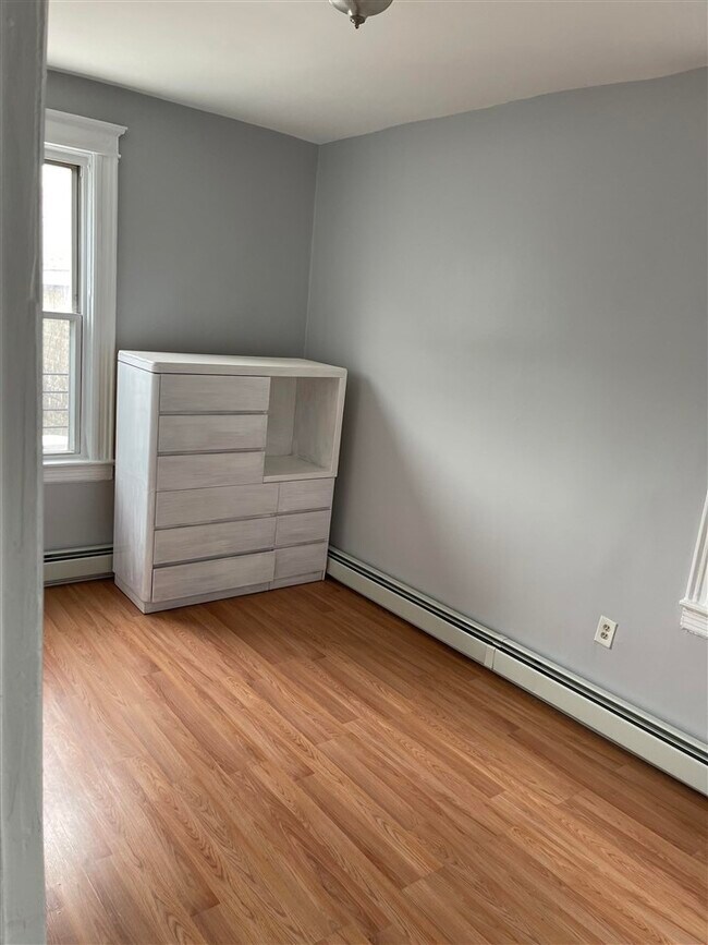 Building Photo - 24 Eastern Pkwy