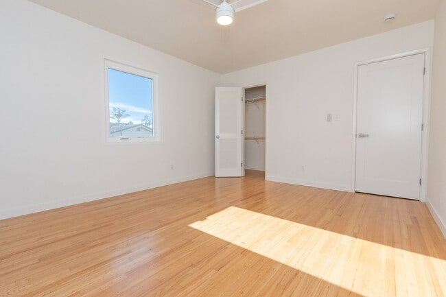 Building Photo - Beautifully Remodeled 2 Bed/1Bath Home with Ocean and Bay Glimpses in Ocean Beach!