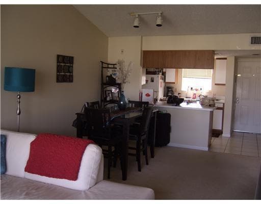 Building Photo - 6355 La Costa Dr