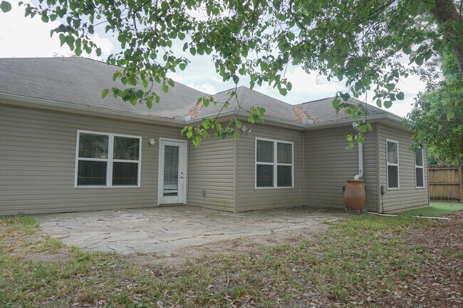 Building Photo - 212 Ladue Ave