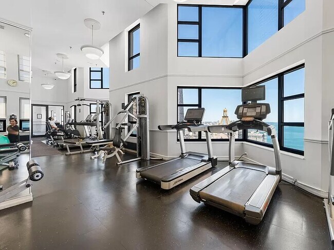 Building Photo - 401 E Ontario St