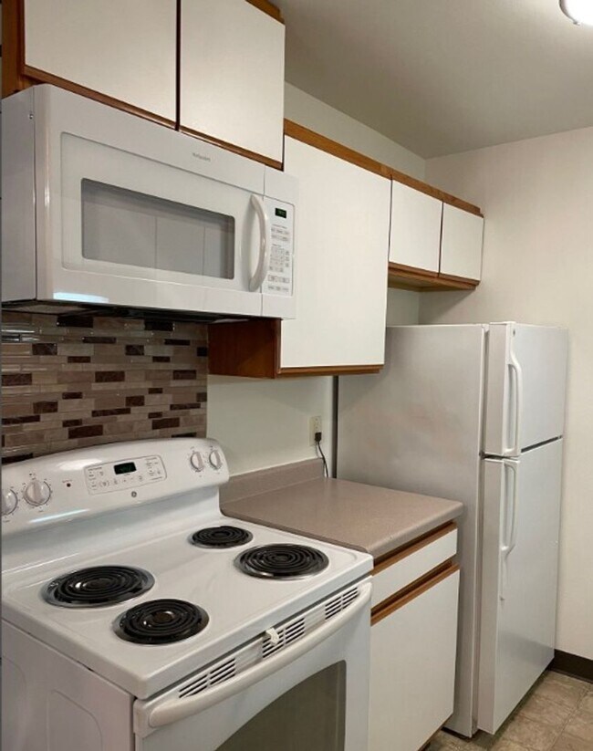 Primary Photo - Upper Two Bedroom One Bath