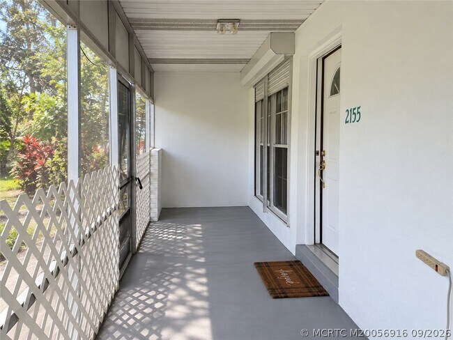 Building Photo - 2155 SE Edler Dr
