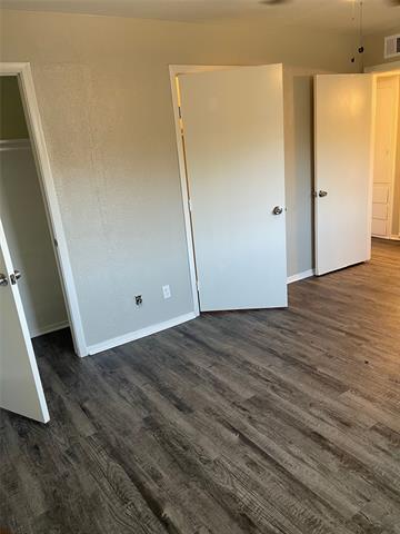 Building Photo - 5526 Reiger Ave