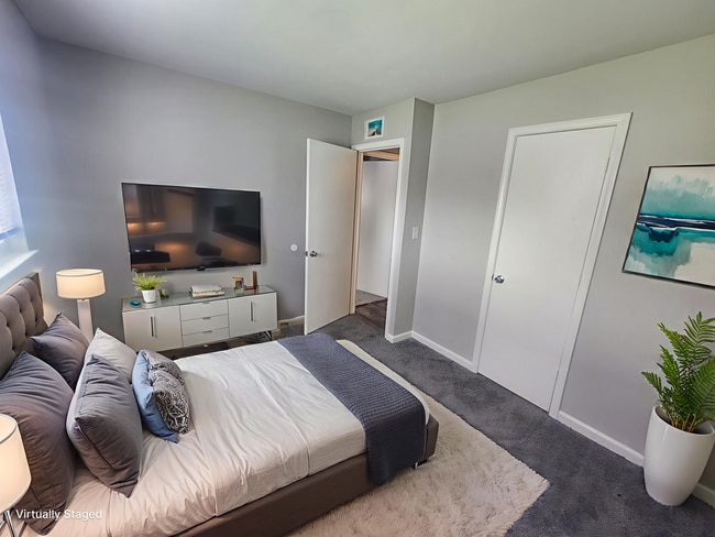Building Photo - Renovated 3 bedroom 1.5 bath home in Valle...