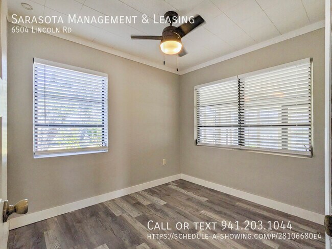 Building Photo - 6504 Lincoln Rd