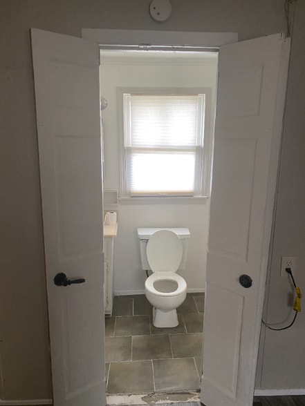 Building Photo - 2719 Cameron St