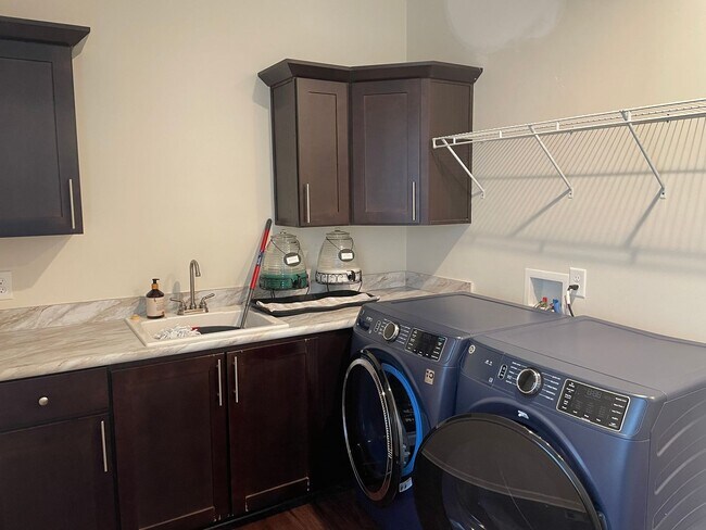 Building Photo - 6 Bedroom 4 Bathroom House in Supply NC-Unfurnished