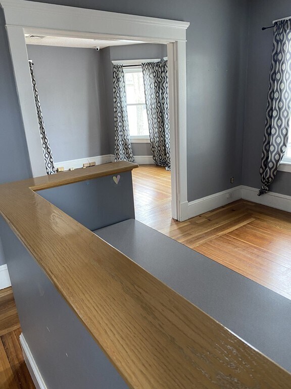 Building Photo - 674 N Main St