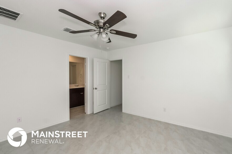 Building Photo - 8432 Fawn Creek Dr