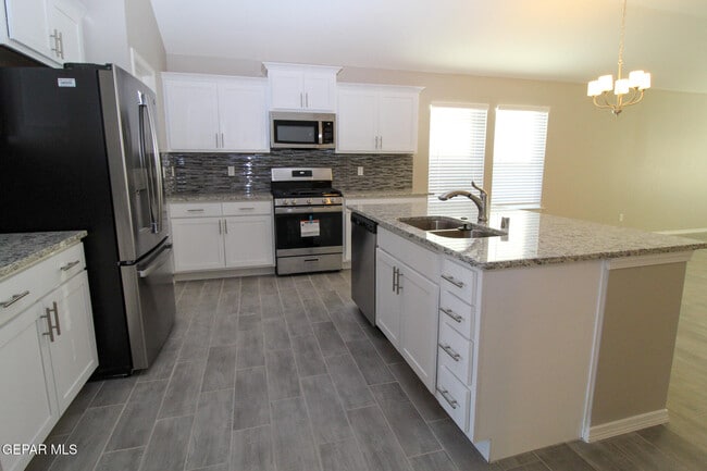 Building Photo - 1217 Golden Summer Ct