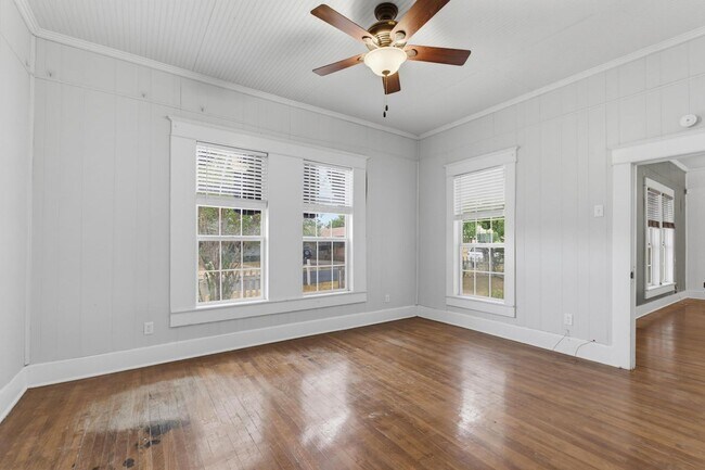 Building Photo - 1518 N 17th St