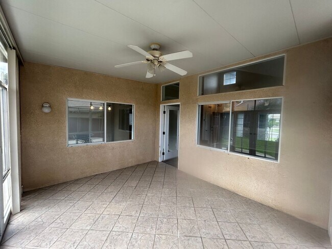 Building Photo - 947 Cheyenne Rd