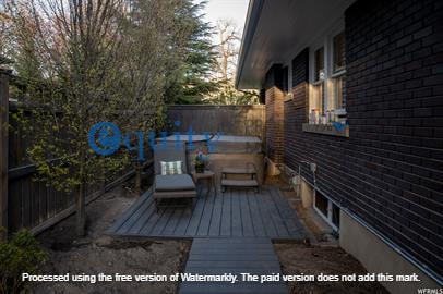 Building Photo - 1366 Glenmare St