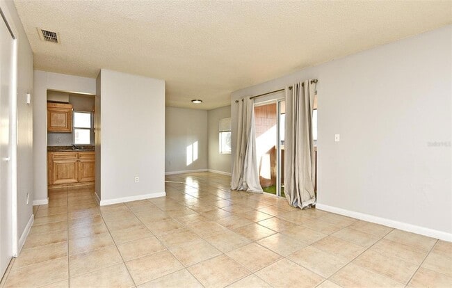 Building Photo - 123 Lori Anne Ln