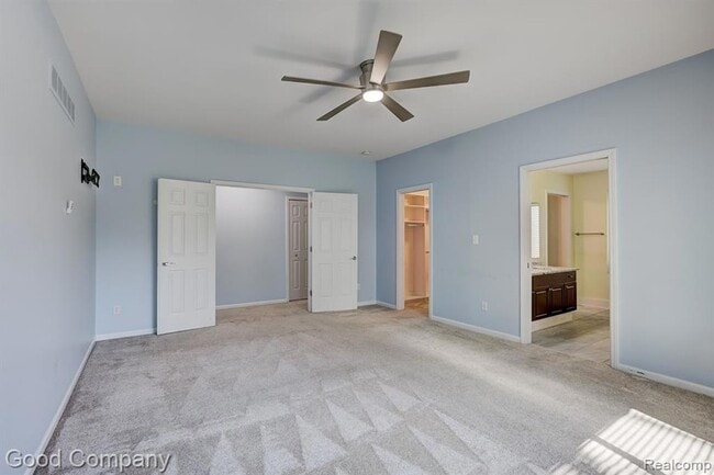 Building Photo - 2924 Wessels Dr