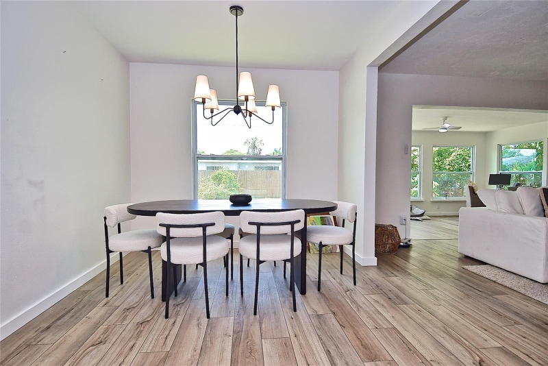 Building Photo - 3340 Webber St