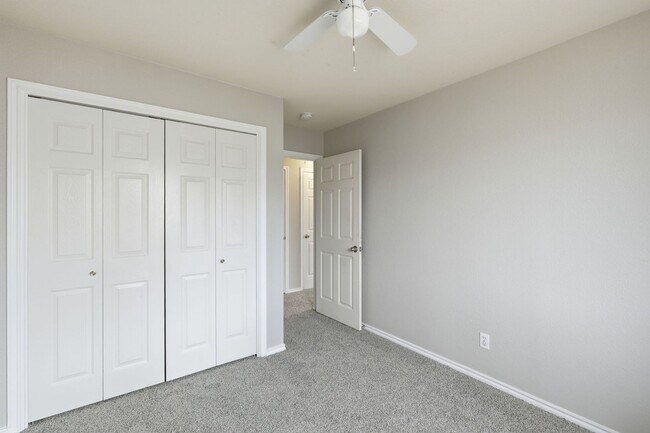 Building Photo - 8102 Willet Trail