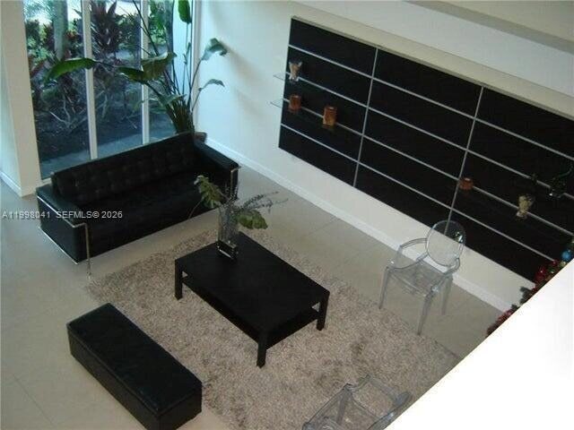 Building Photo - 120 Lakeview Dr