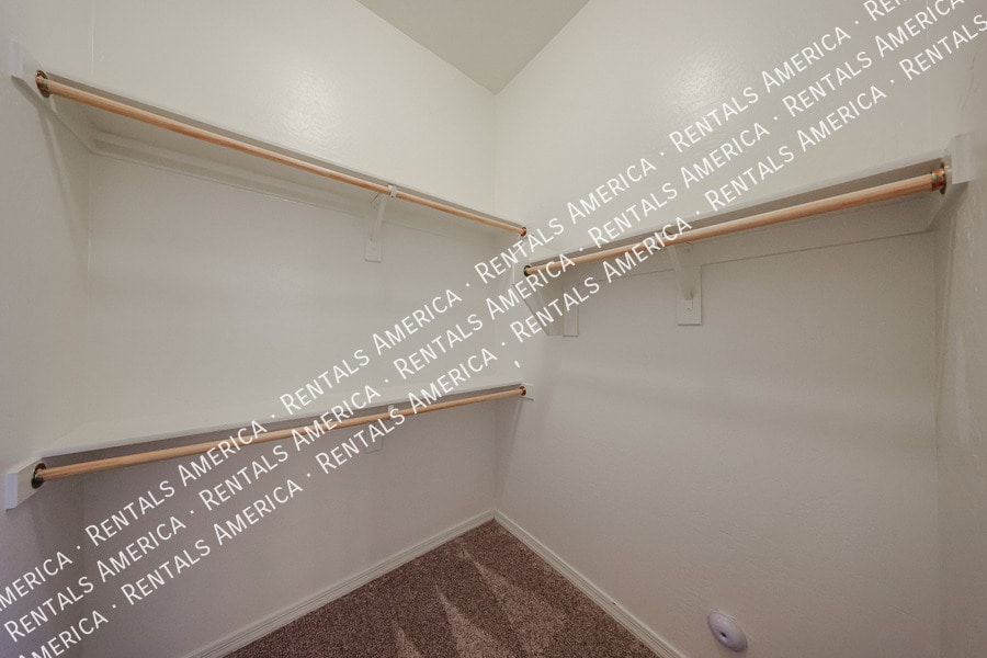 Building Photo - 22366 E Sentiero Dr