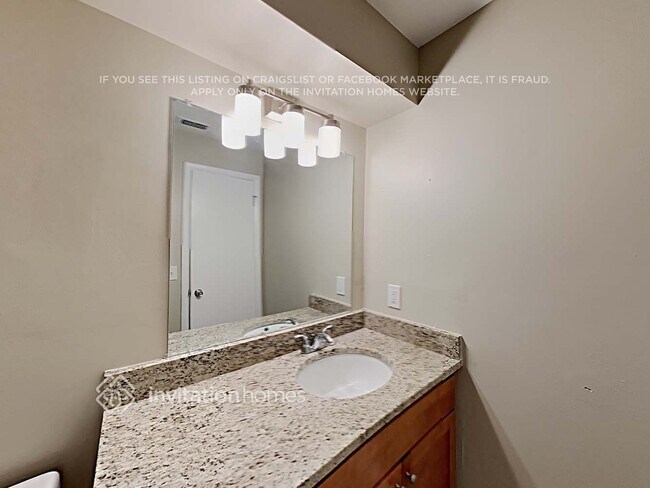 Building Photo - 132 Carriage Hill Dr